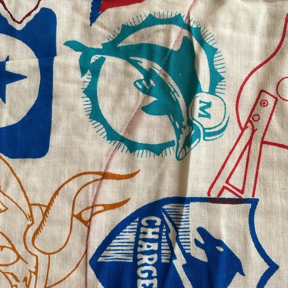 Vintage 1970s Old School NFL Football Sleeping Bag Great Vintage Logos - Picture 3 of 9